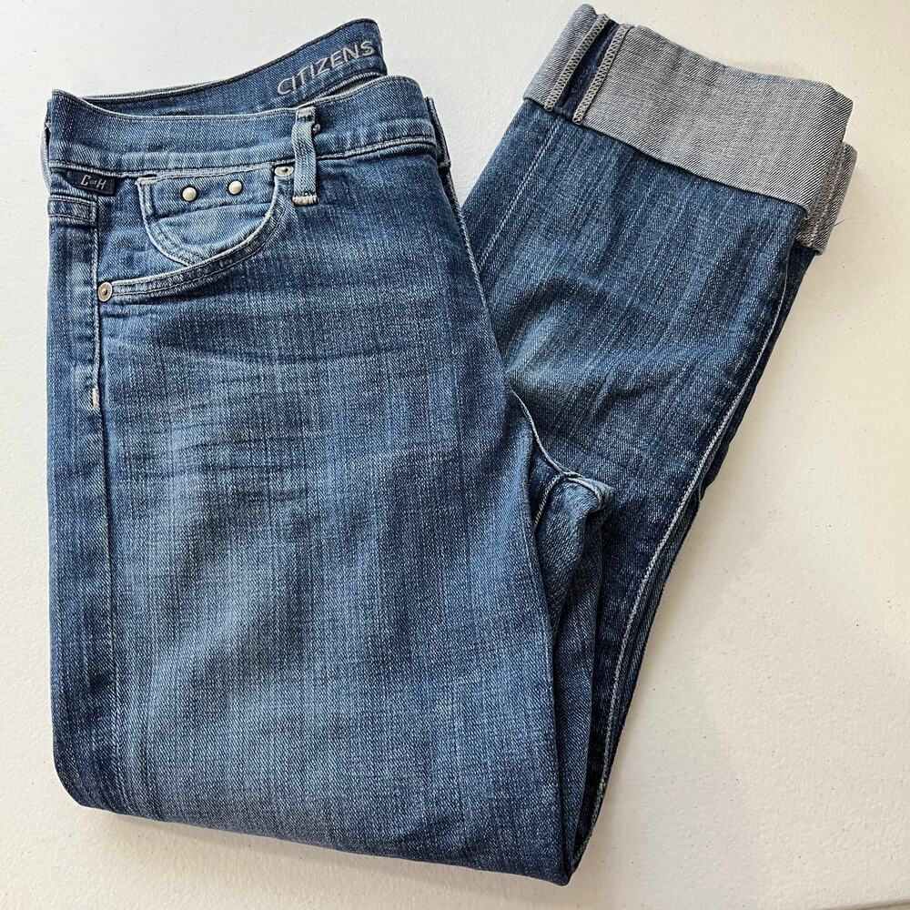 Citizens of Humanity Dani Cropped Straight Leg Medium Blue Washed Jean Sizer 28